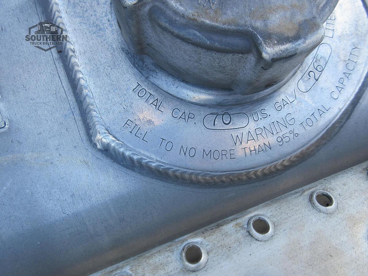 Used 2019 FREIGHTLINER CASCADIA 126