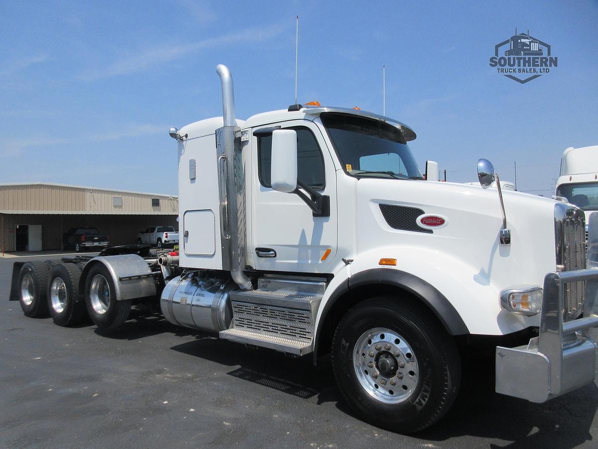 Used 2019 PETERBILT 567