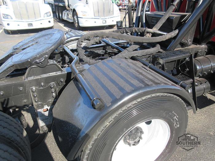 Used 2011 KENWORTH T800