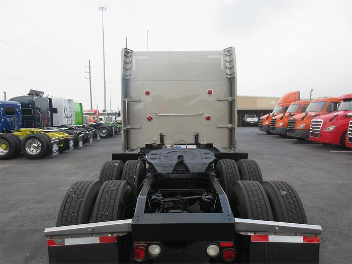 Used 2017 PETERBILT 389