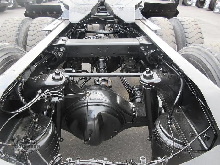 Used 2019 PETERBILT 567