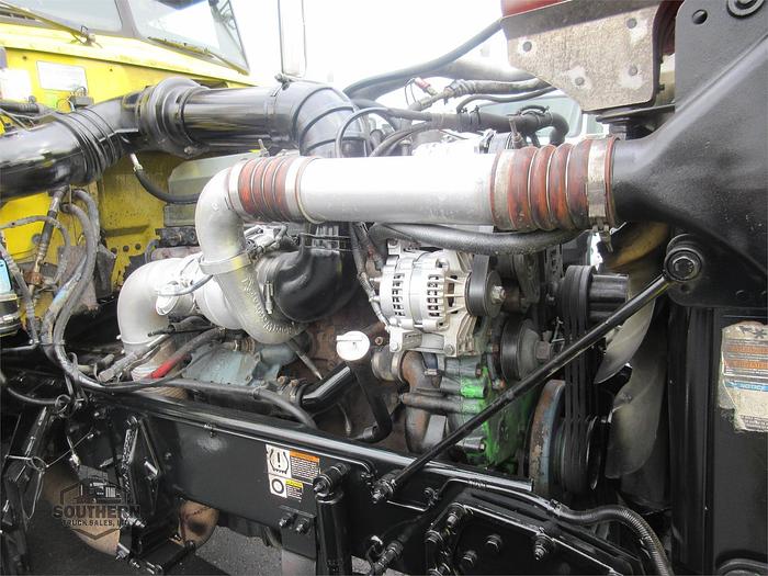 Used 2016 PETERBILT 389