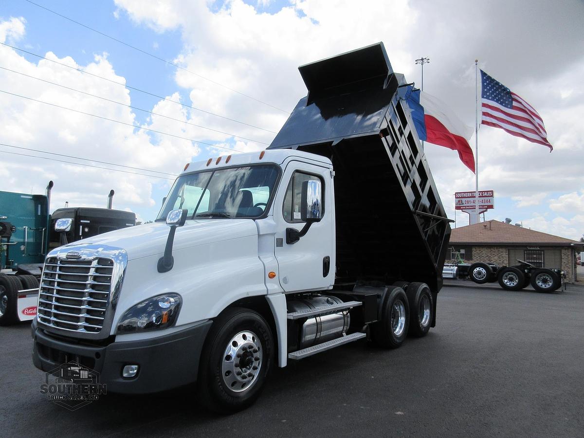 Used 2019 FREIGHTLINER CASCADIA 125