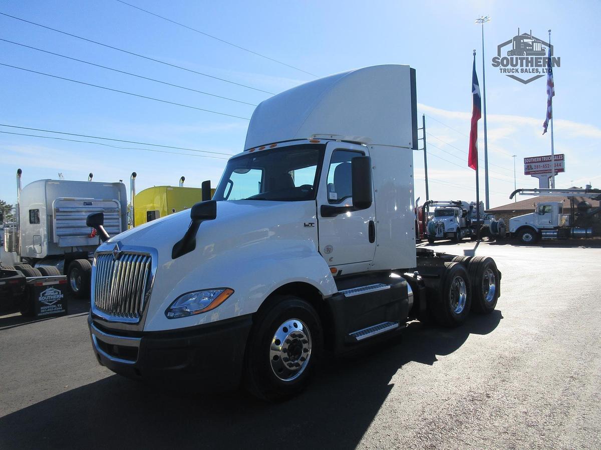Used 2021 INTERNATIONAL LT