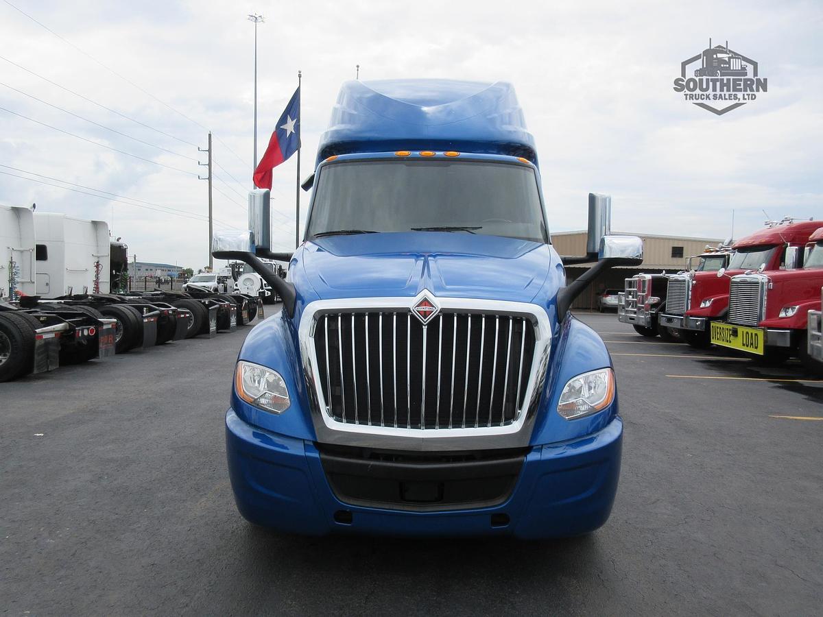Used 2021 INTERNATIONAL LT