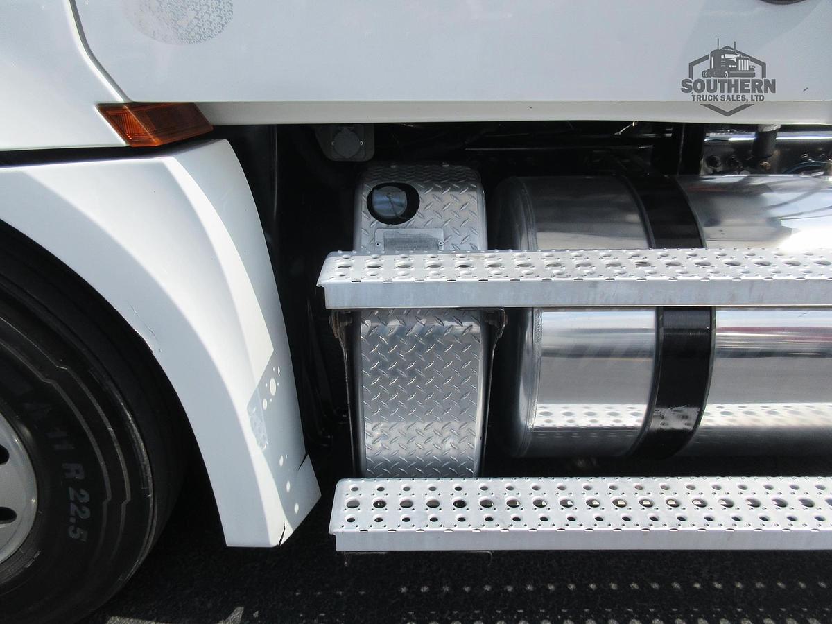 Used 2020 FREIGHTLINER CASCADIA 126