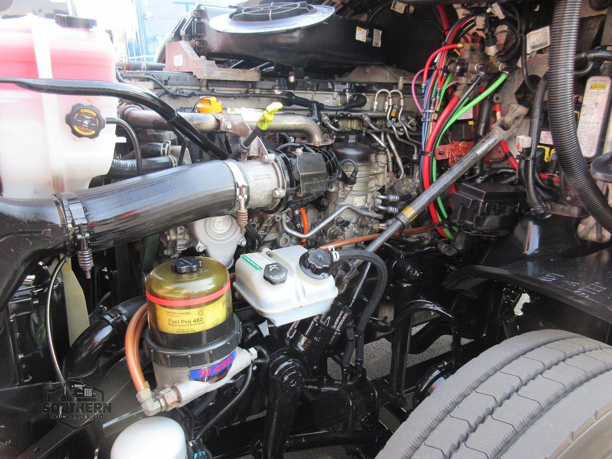 Used 2018 FREIGHTLINER CASCADIA 125