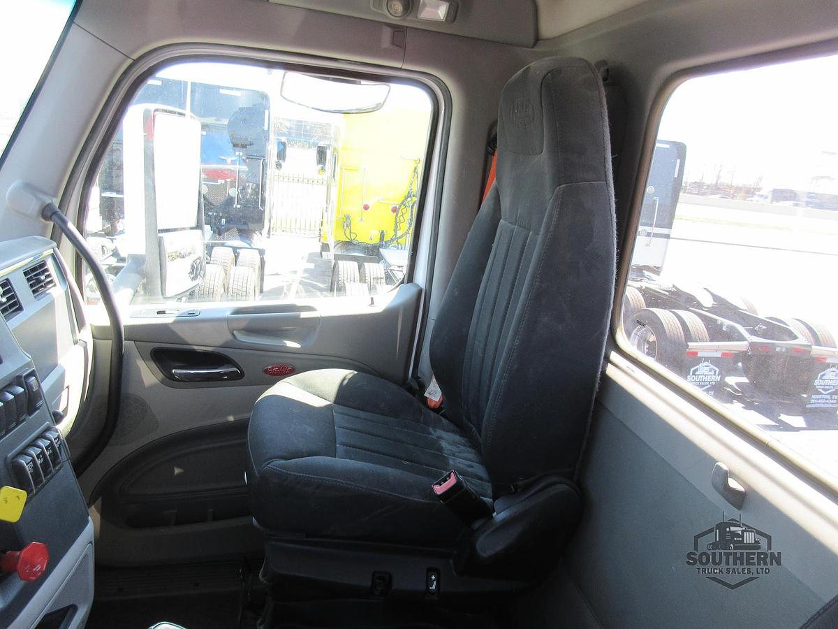 Used 2020 PETERBILT 567