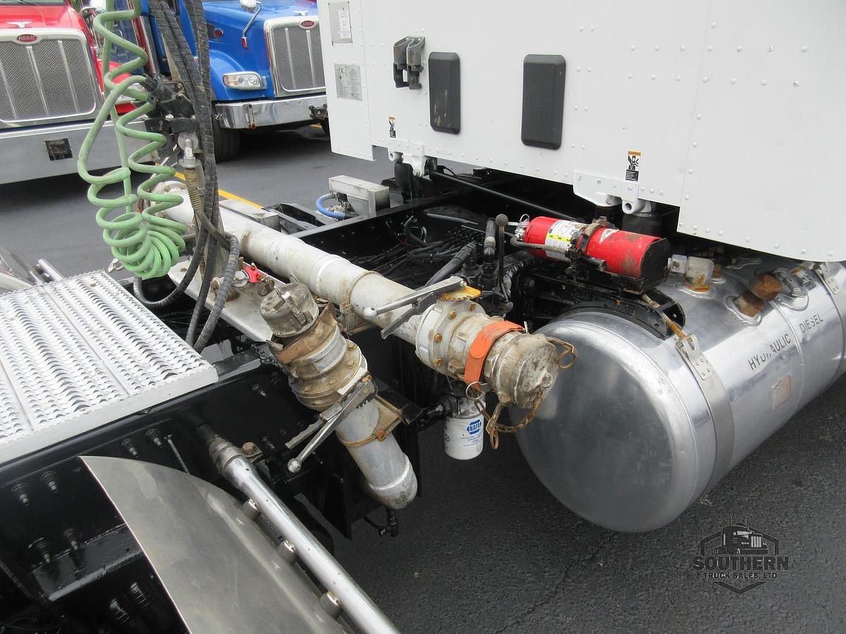 Used 2019 PETERBILT 567