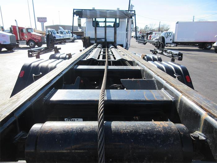 Used 2012 MACK GRANITE GU713