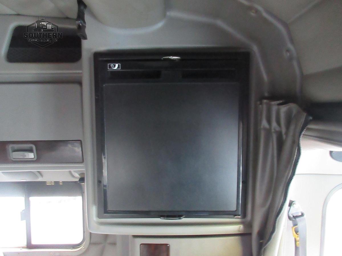 Used 2020 PETERBILT 389