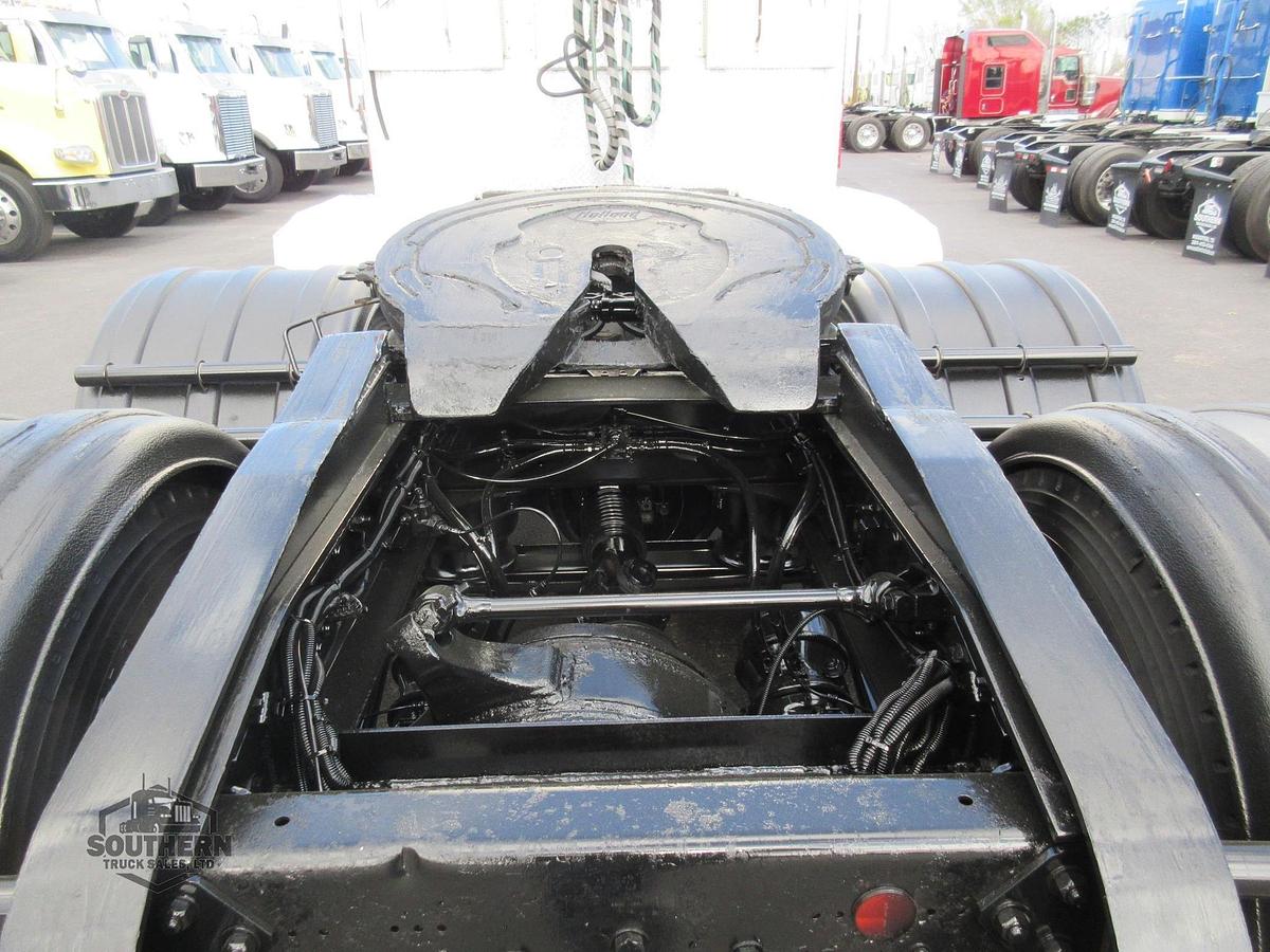 Used 2021 FREIGHTLINER CORONADO 122 SD