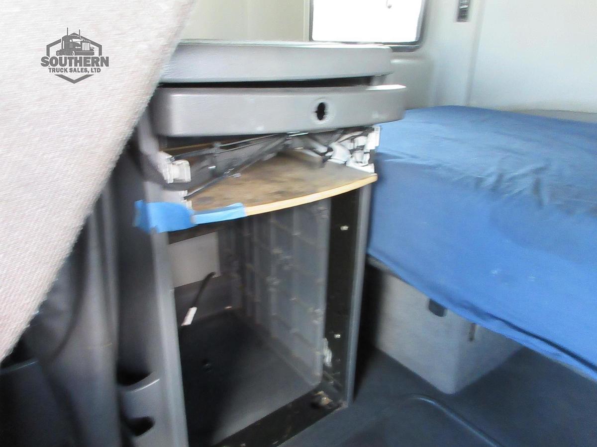 Used 2019 INTERNATIONAL LT