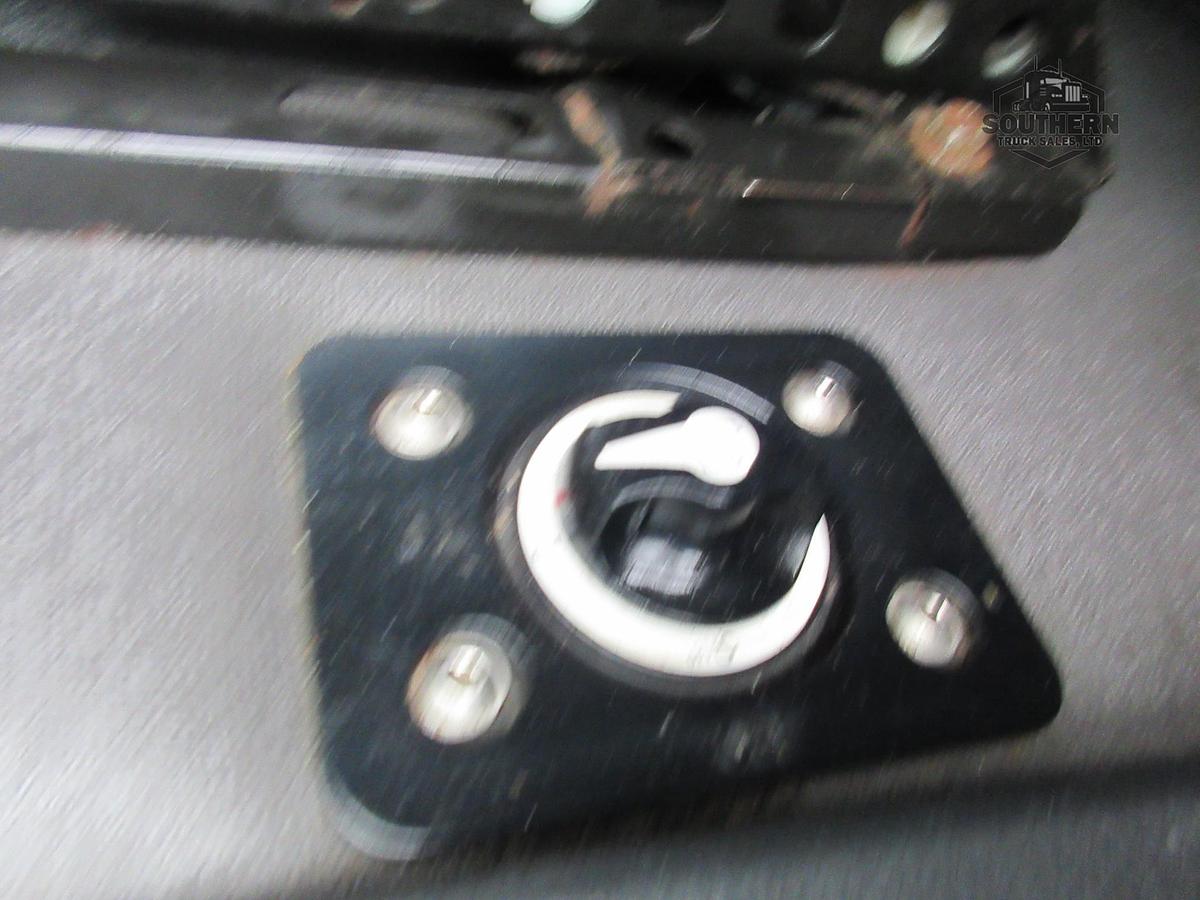 Used 2019 FREIGHTLINER CASCADIA 126