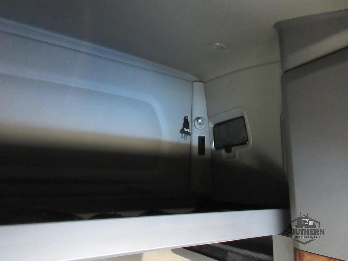 Used 2021 INTERNATIONAL LT