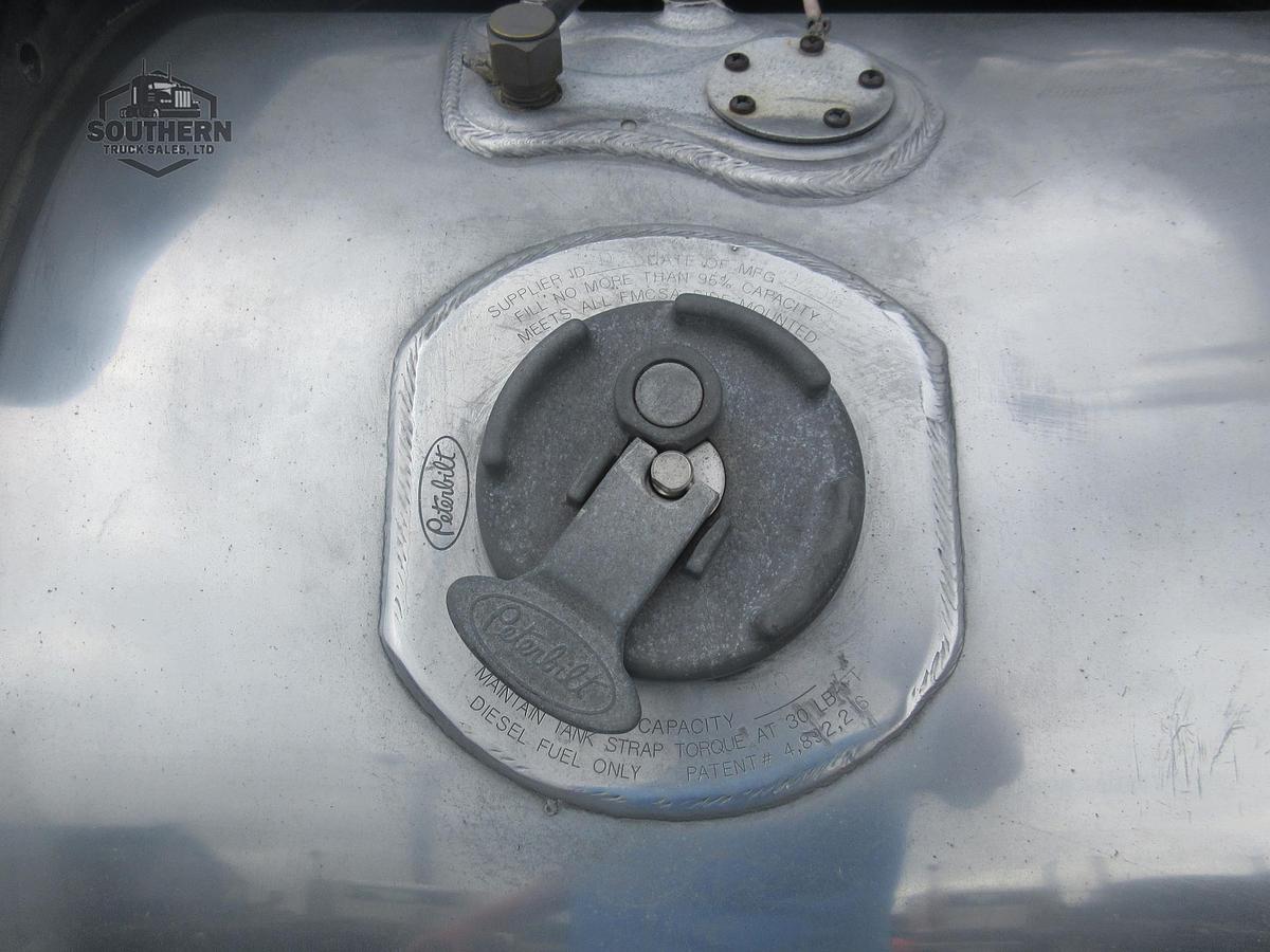 Used 2019 PETERBILT 389