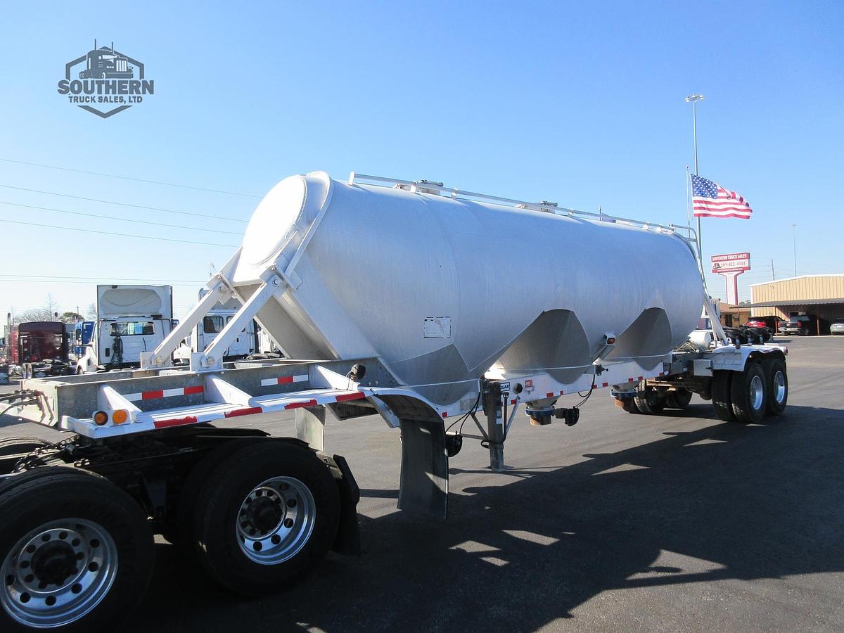 Used 2011 POLAR 1000 cu ft