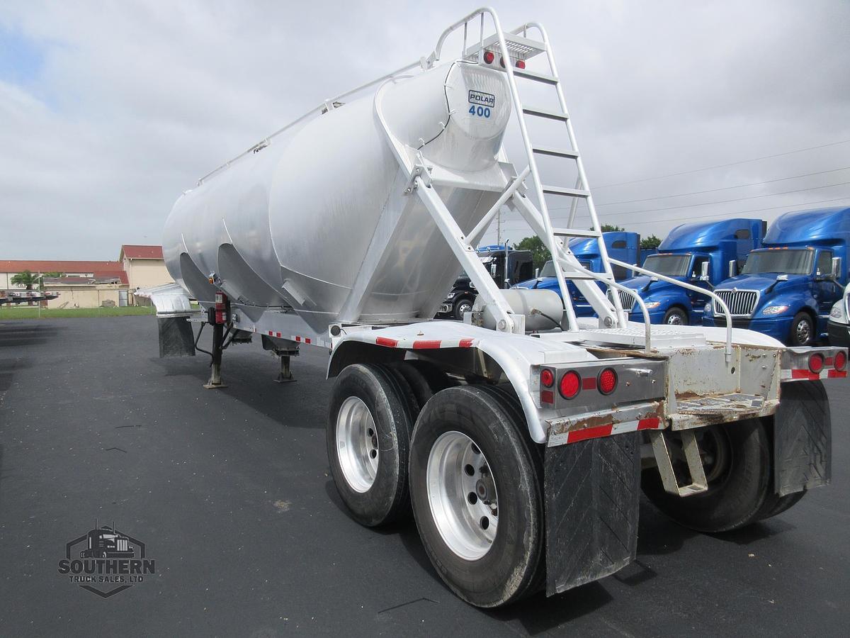 Used 2010 POLAR Tandem Axle
