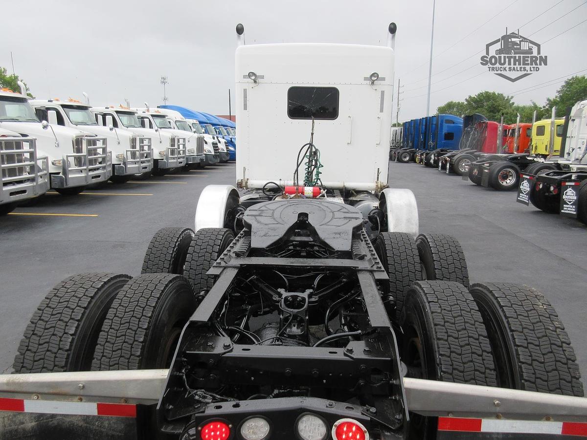 Used 2015 KENWORTH T800
