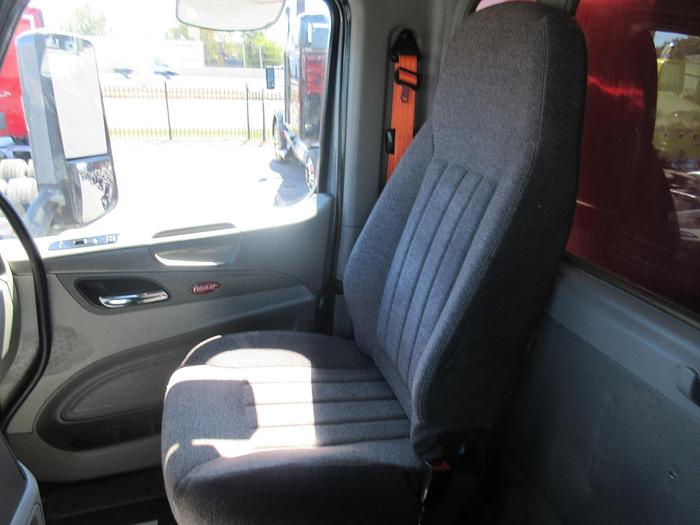 Used 2019 PETERBILT 567