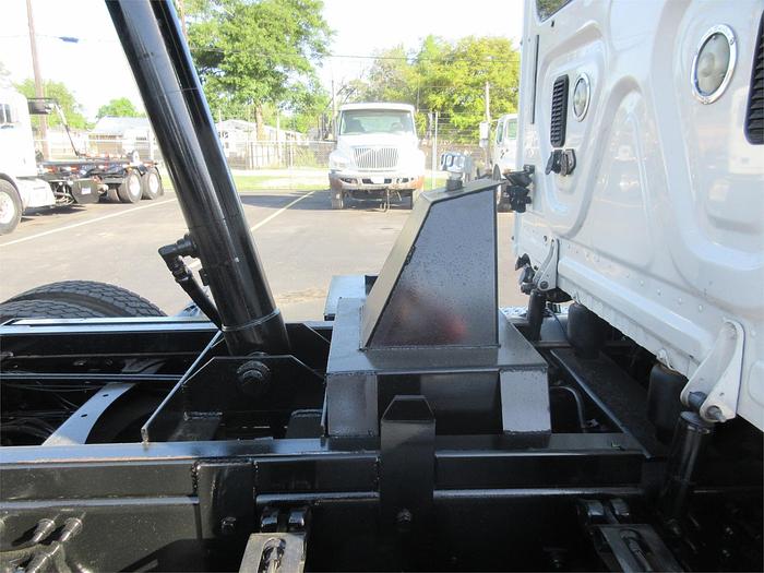 Used 2016 FREIGHTLINER CASCADIA 125