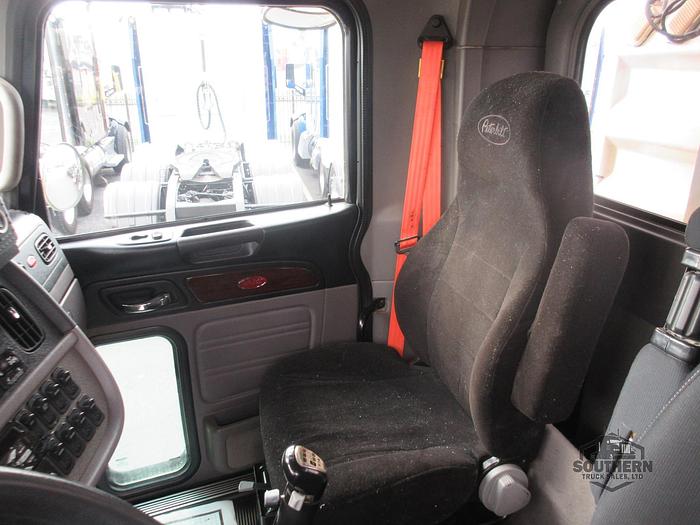 Used 2017 PETERBILT 367