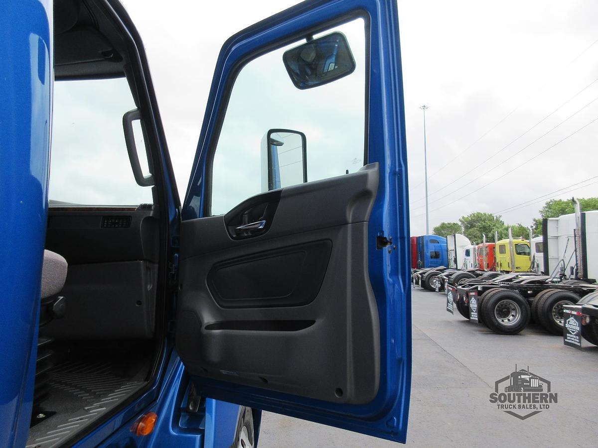 Used 2021 INTERNATIONAL LT