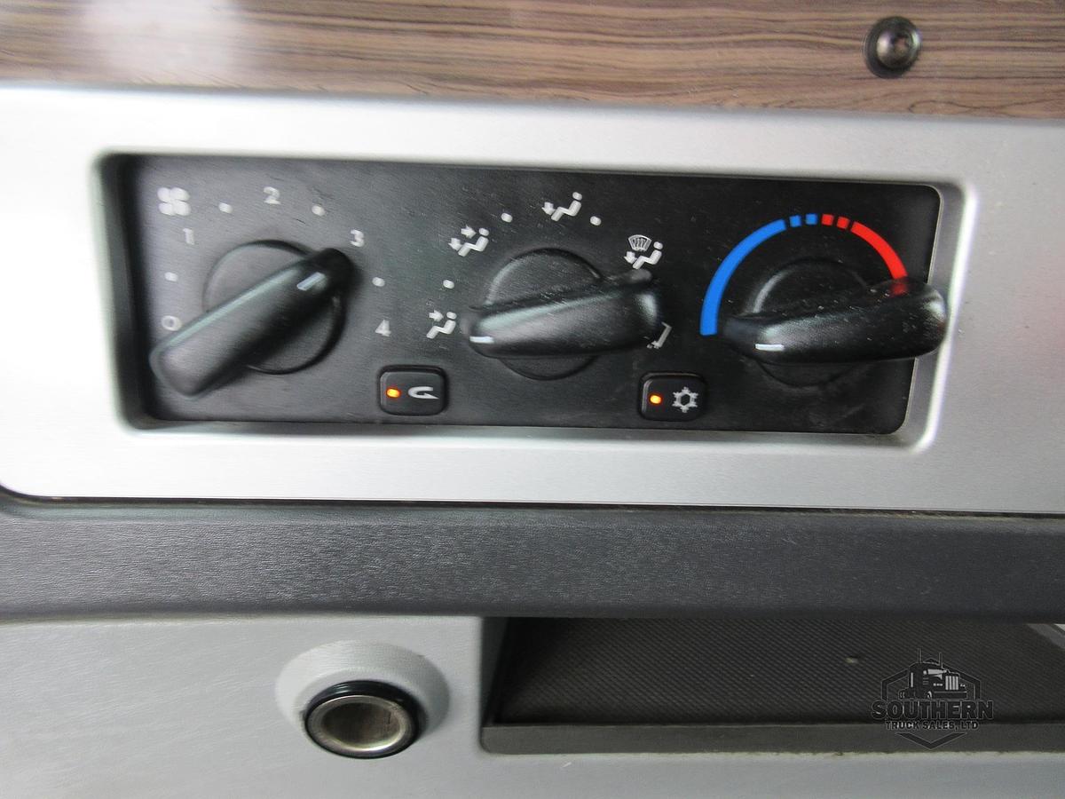 Used 2023 FREIGHTLINER CORONADO 122 SD
