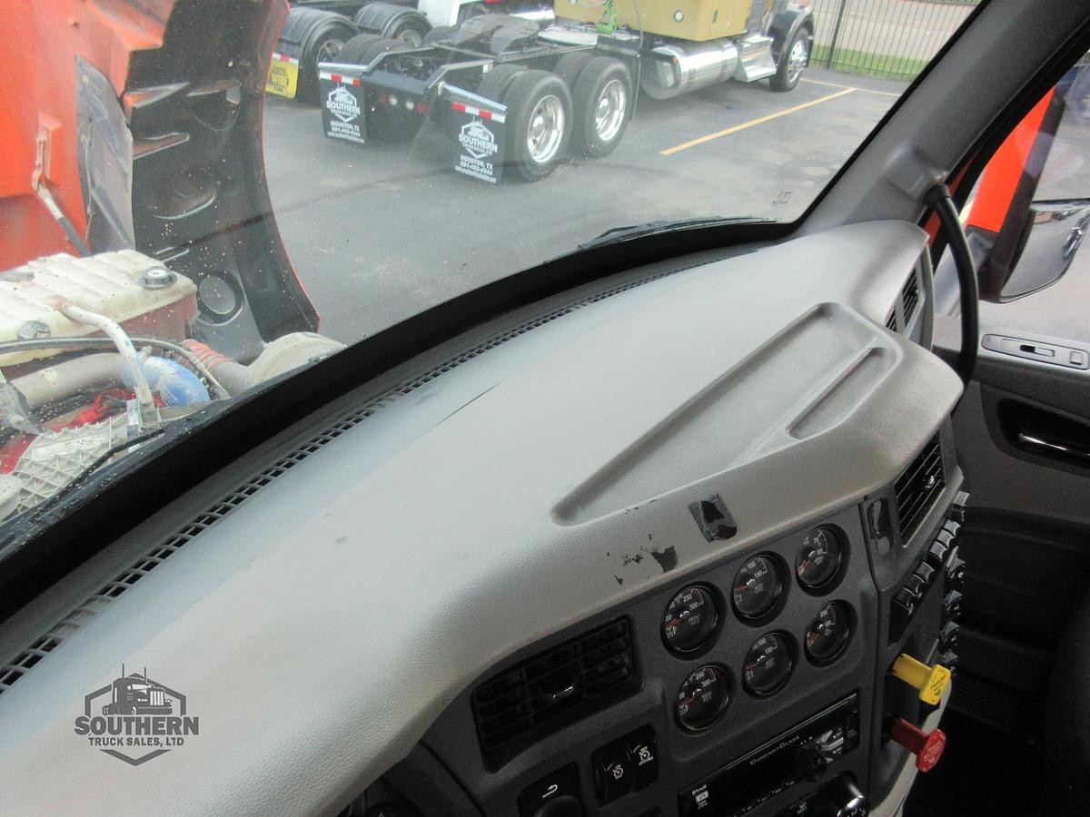 Used 2019 PETERBILT 567