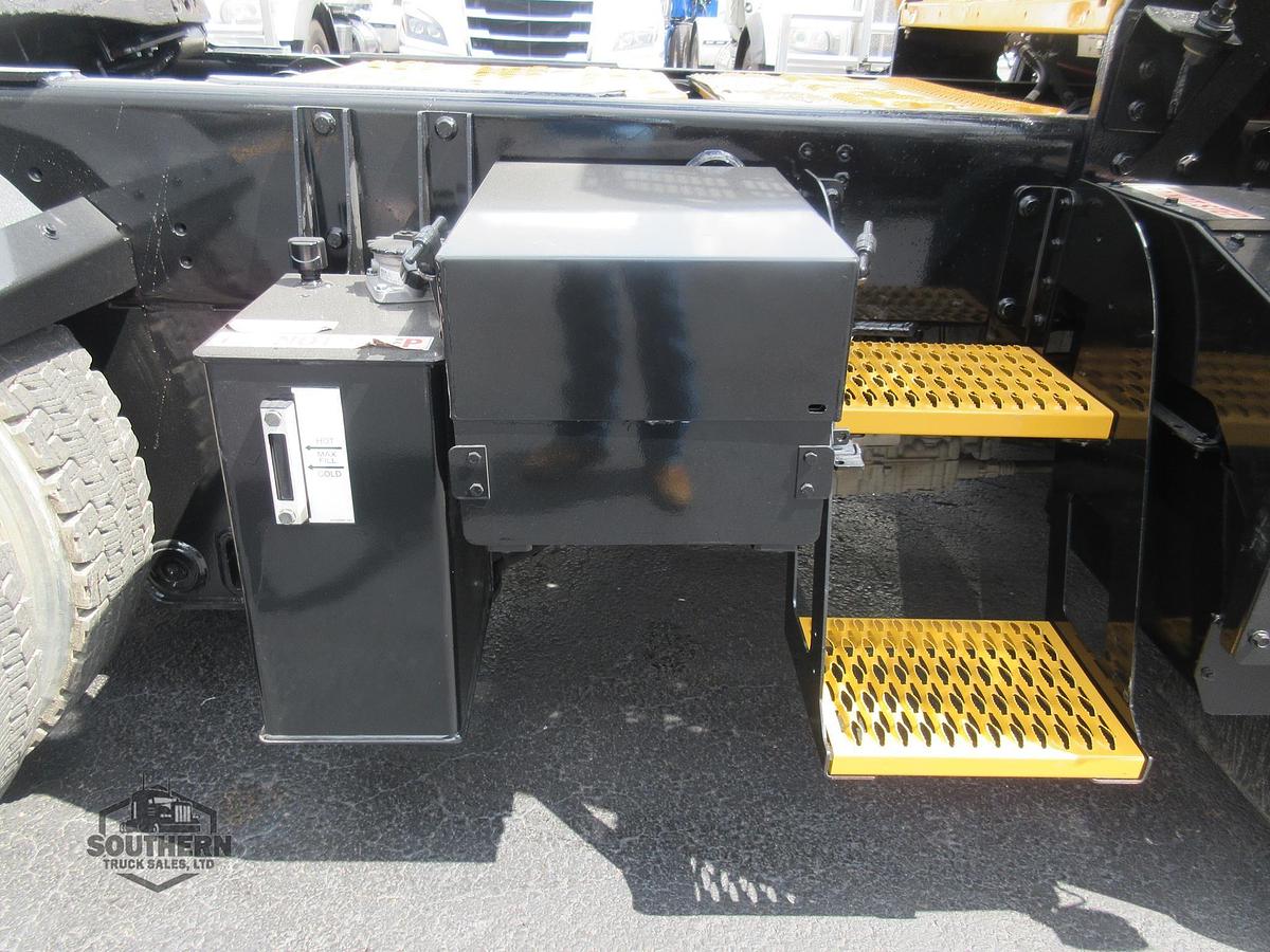 Used 2022 AUTOCAR XSPOTTER ACTT