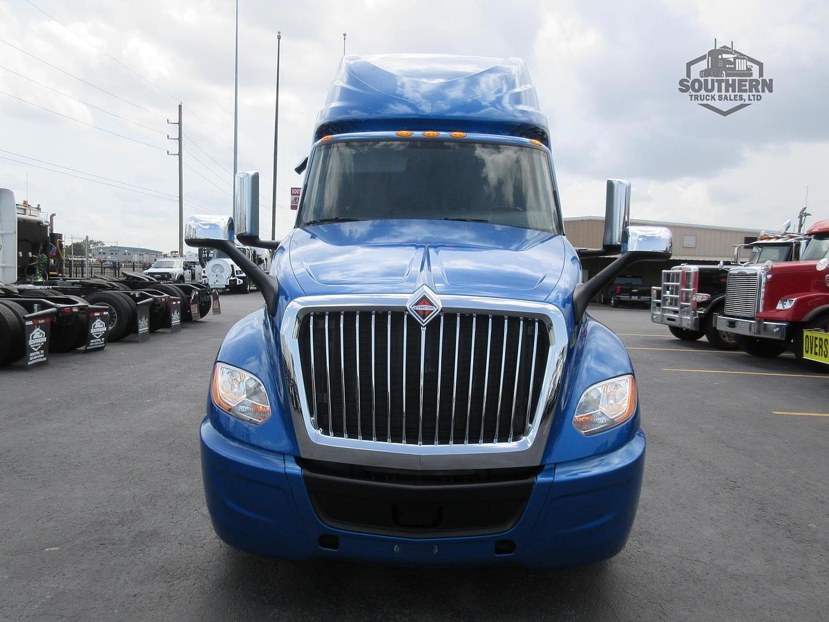 Used 2021 INTERNATIONAL LT