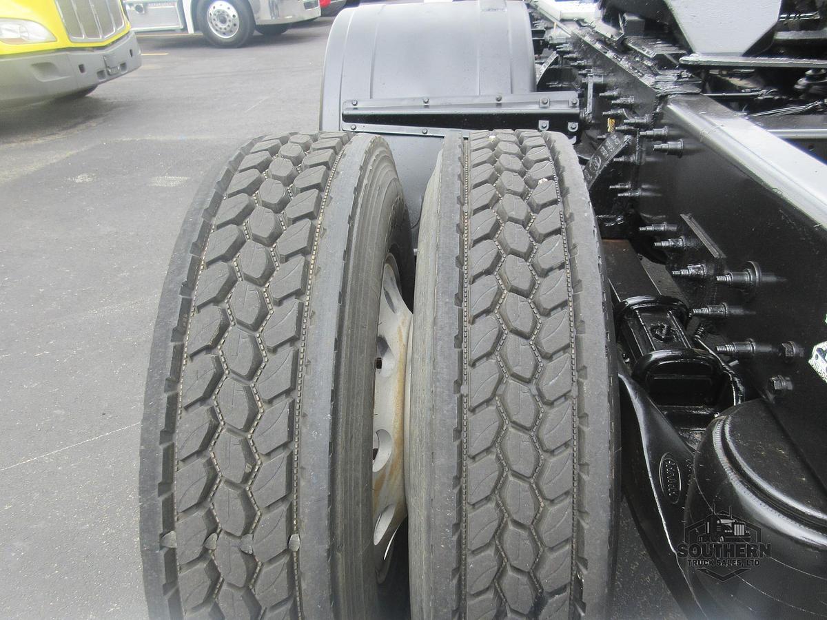 Used 2019 PETERBILT 389