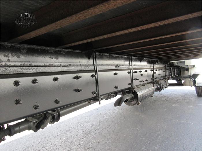 Used 2017 FREIGHTLINER BUSINESS CLASS M2 106