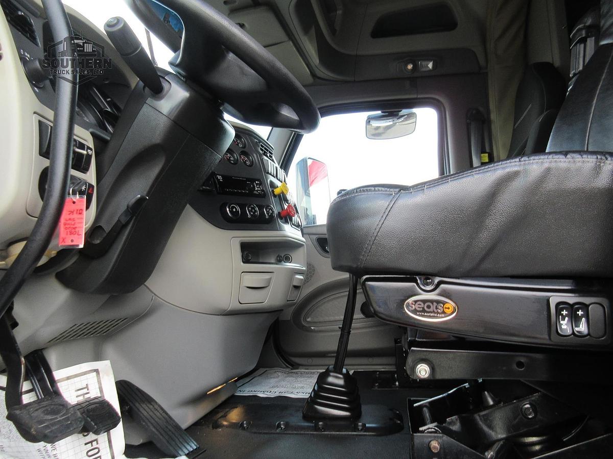 Used 2021 PETERBILT 567