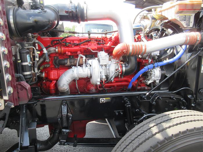 Used 2019 PETERBILT 389