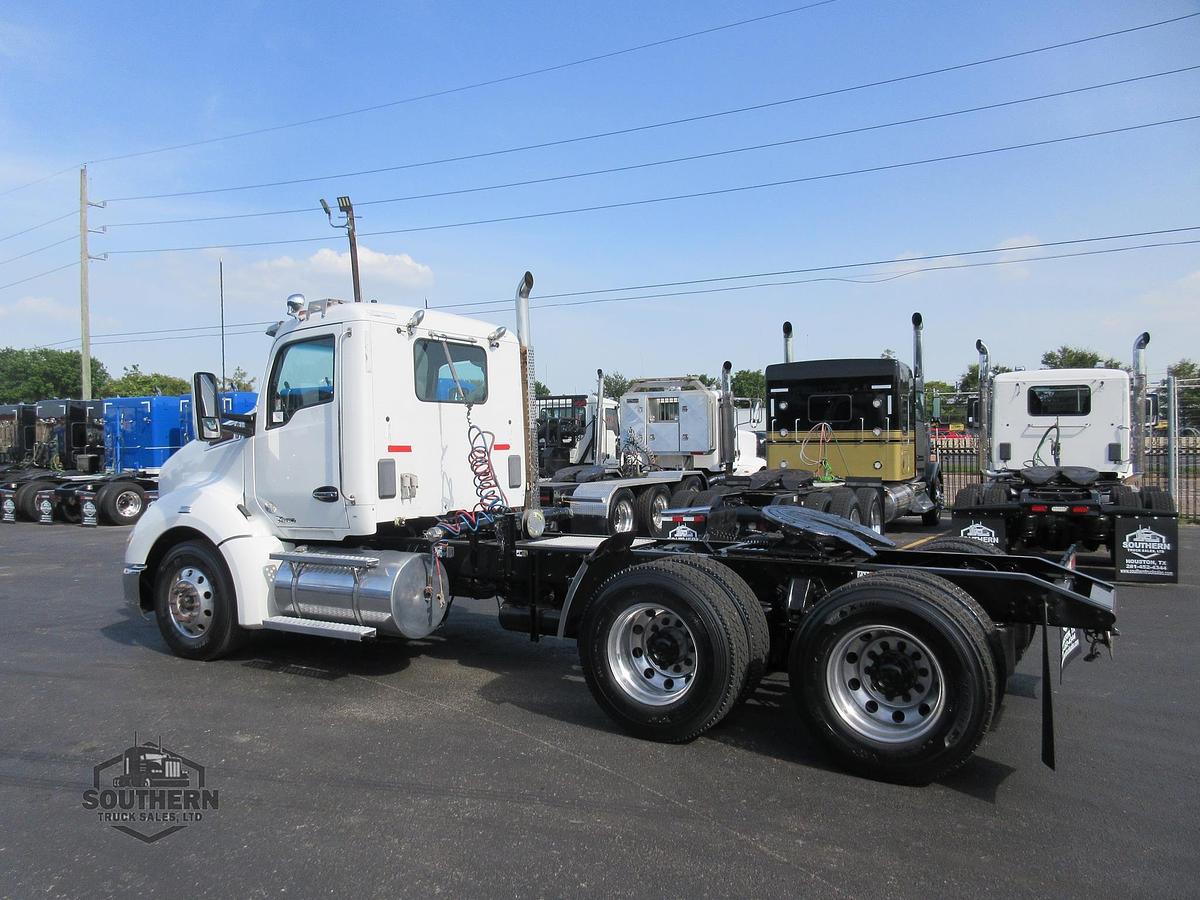 Used 2017 KENWORTH T680