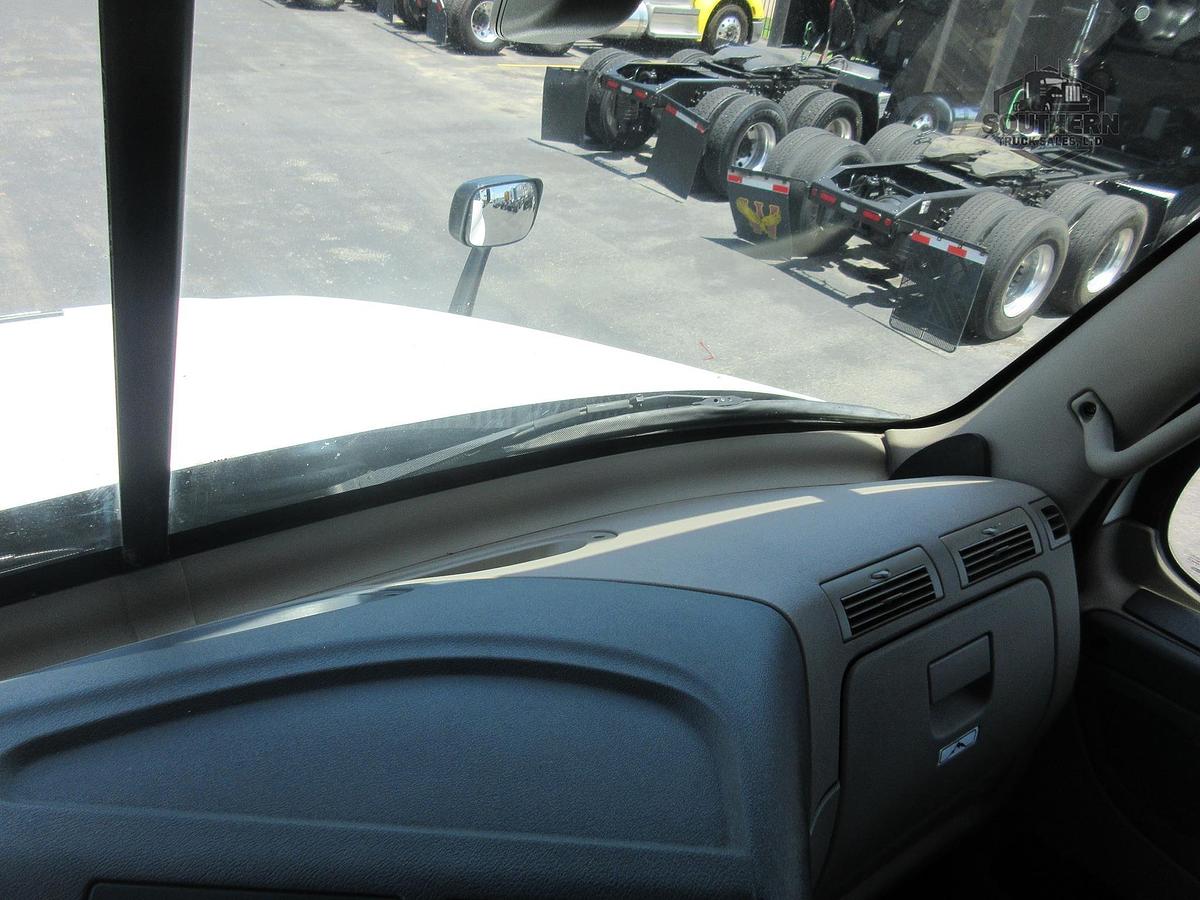 Used 2018 FREIGHTLINER CASCADIA 125