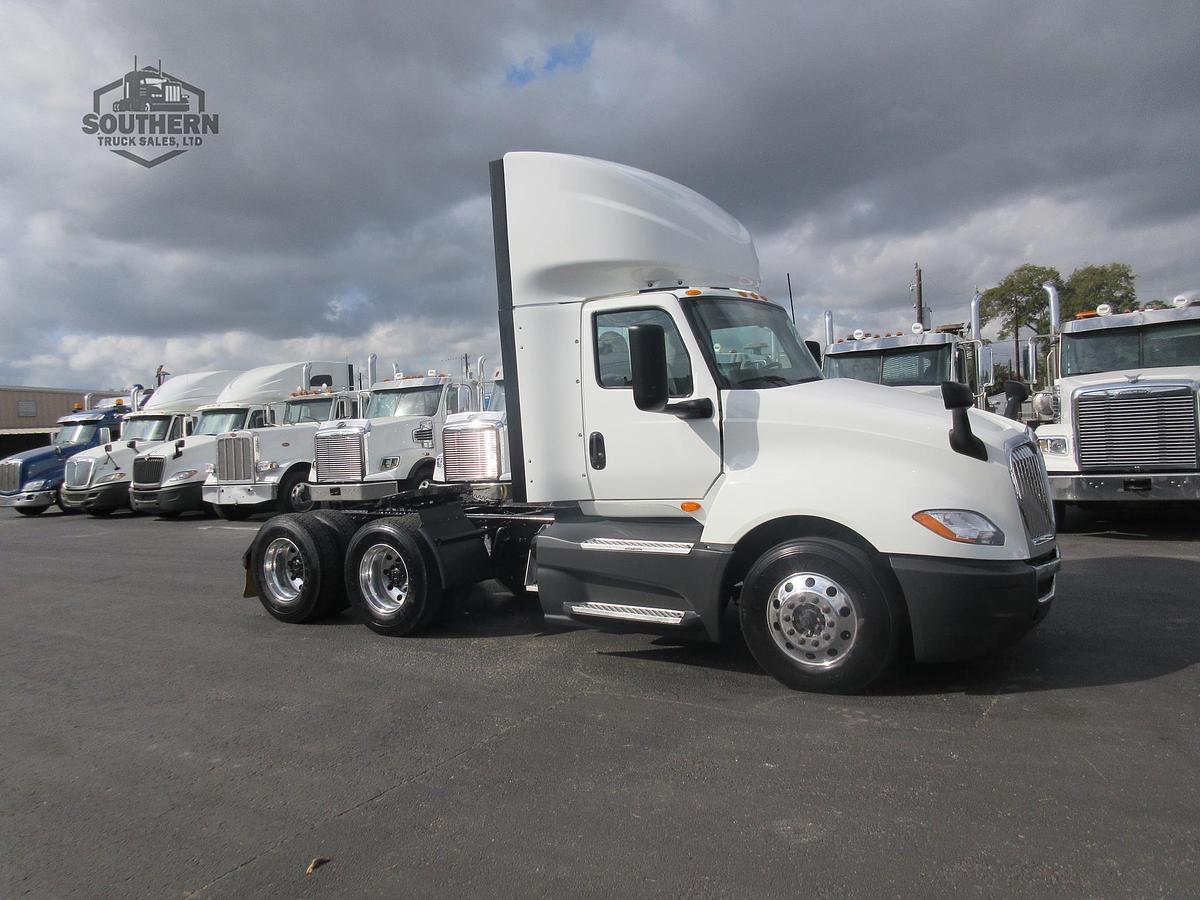 Used 2021 INTERNATIONAL LT