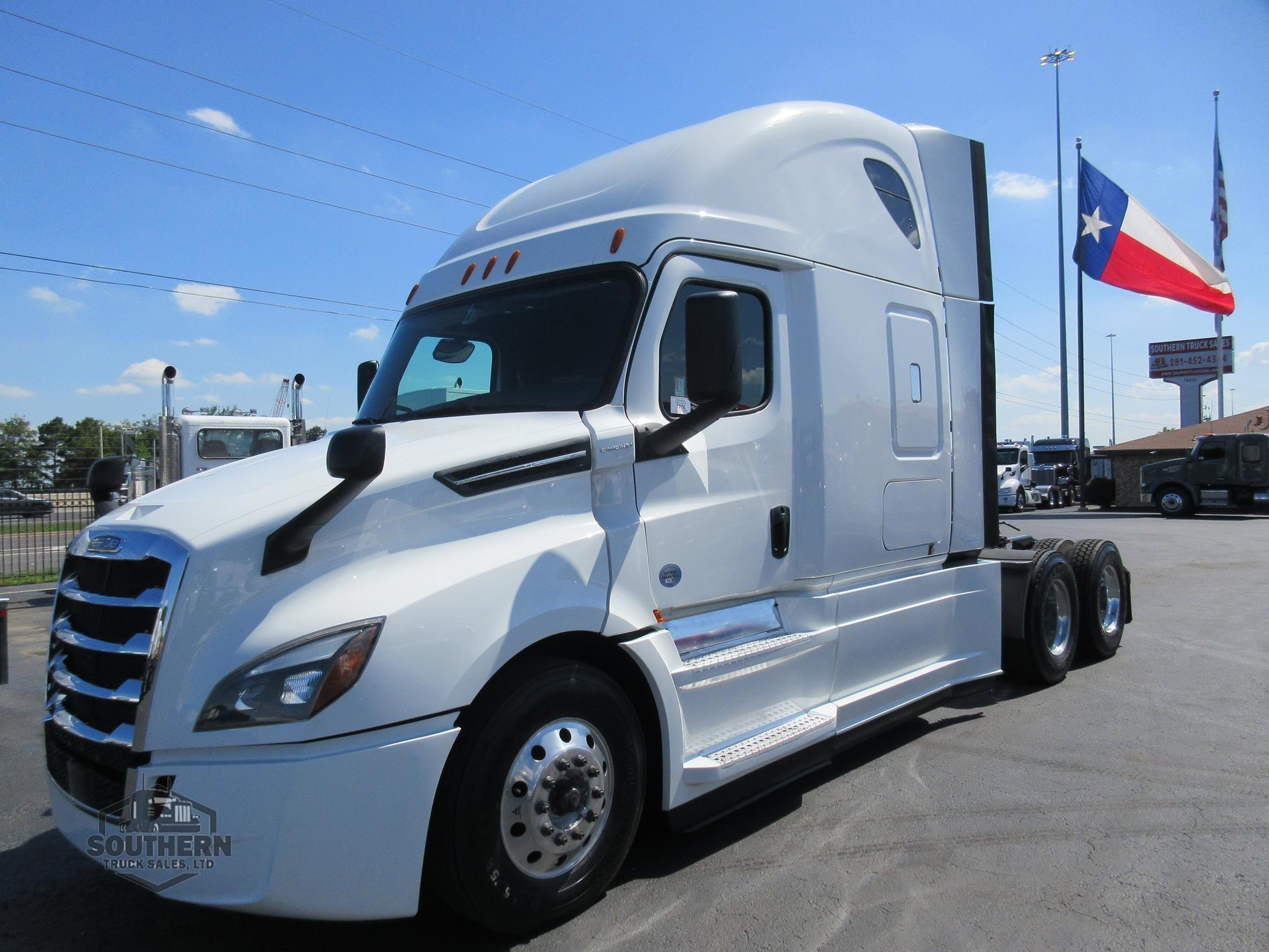 Used 2020 FREIGHTLINER CASCADIA 126