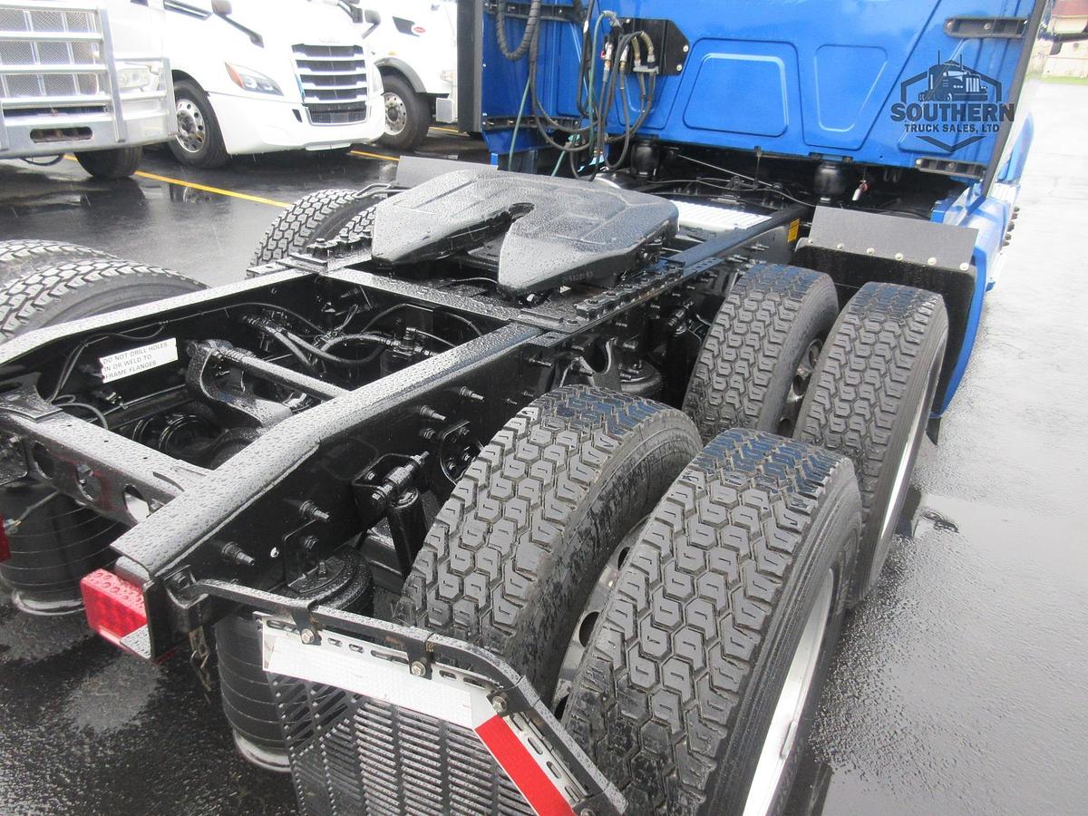 Used 2021 INTERNATIONAL LT