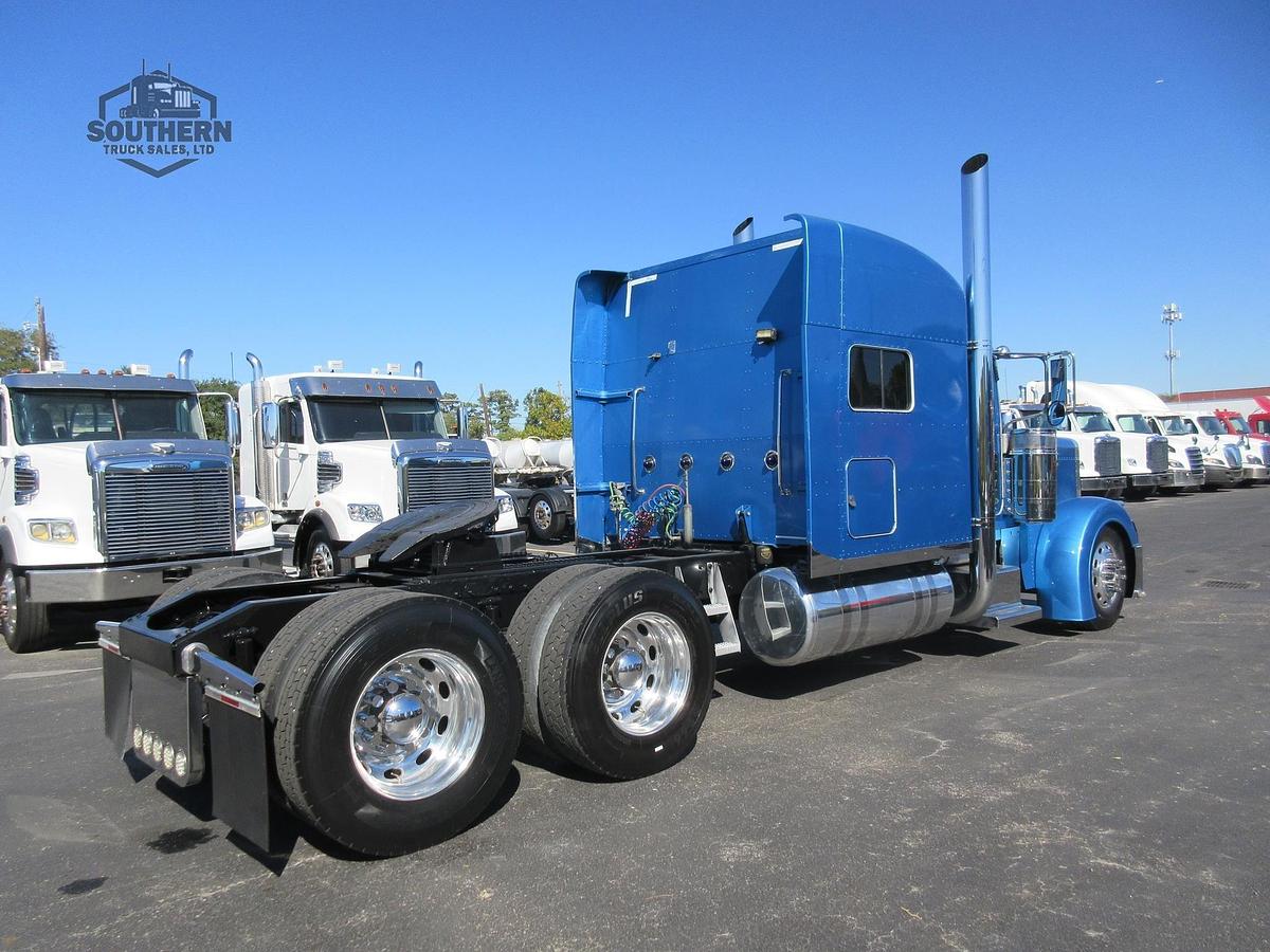 Used 2006 PETERBILT 379EXHD