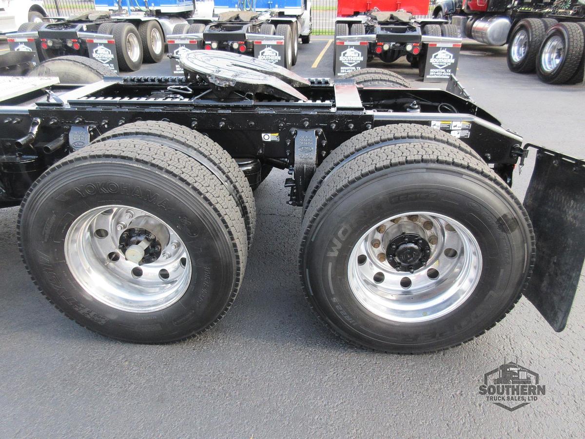 Used 2019 PETERBILT 567