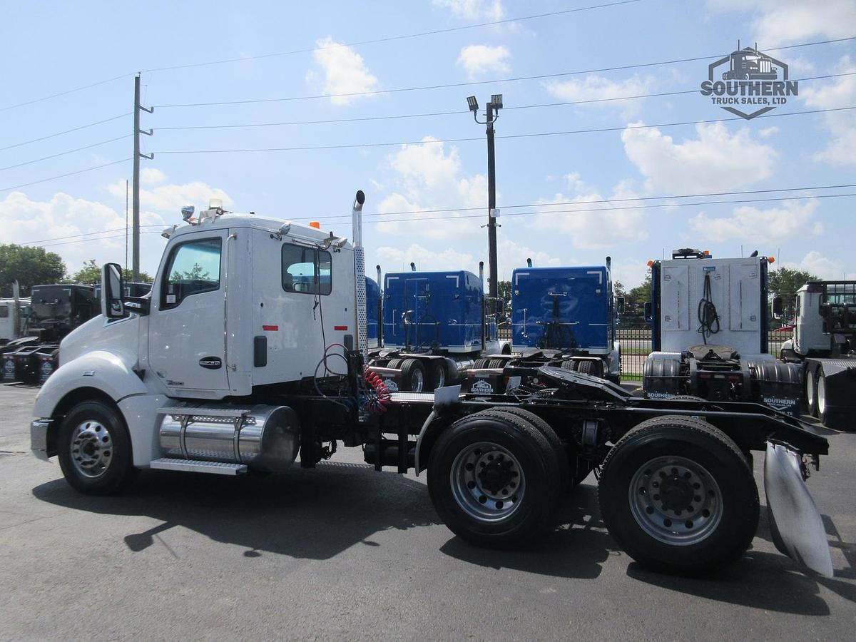 Used 2017 KENWORTH T680