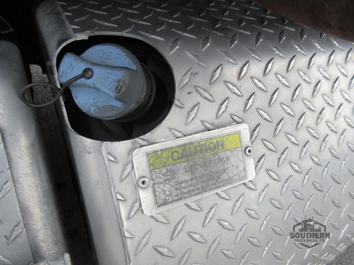 Used 2015 FREIGHTLINER CORONADO 122 SD