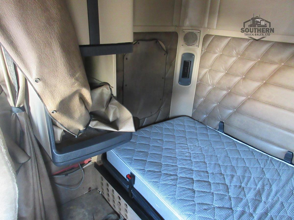 Used 2020 FREIGHTLINER CORONADO 122 SD