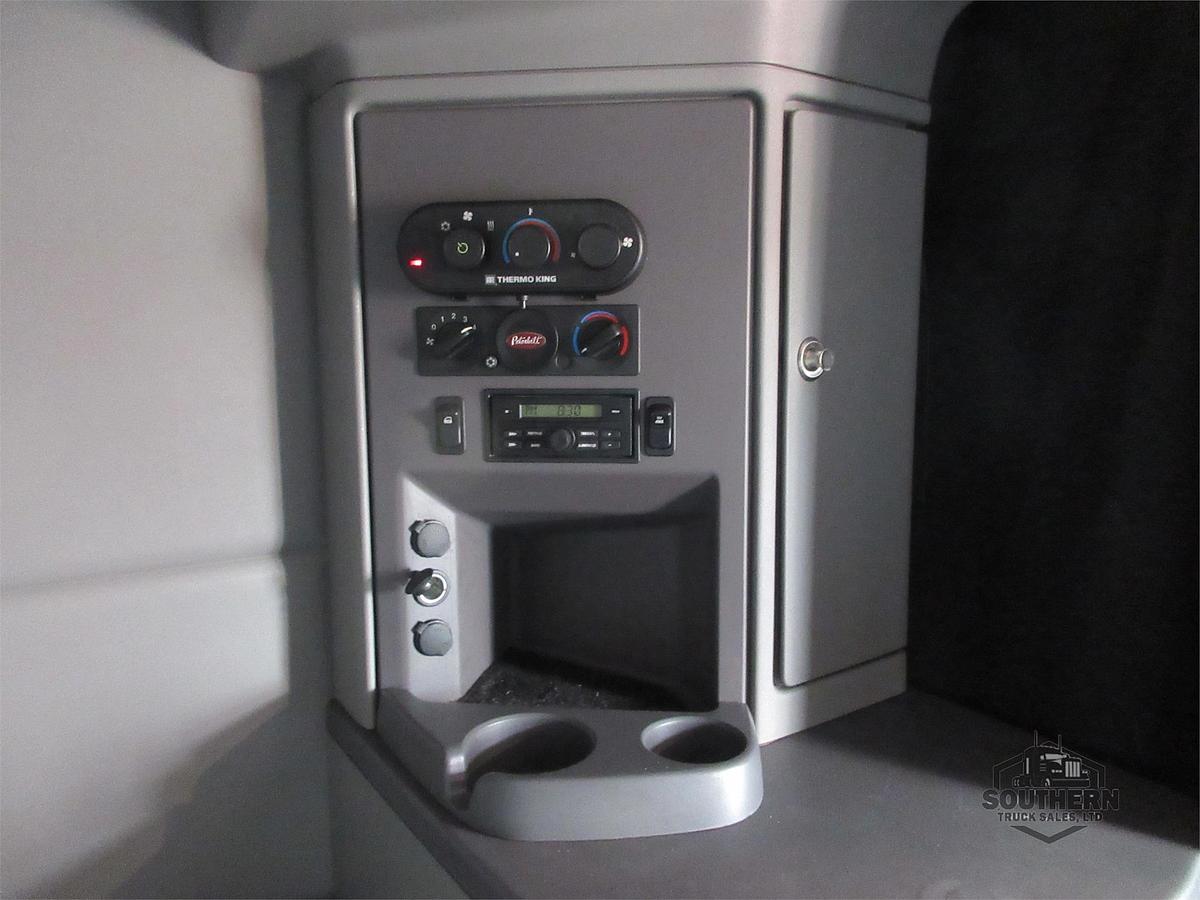 Used 2020 PETERBILT 567