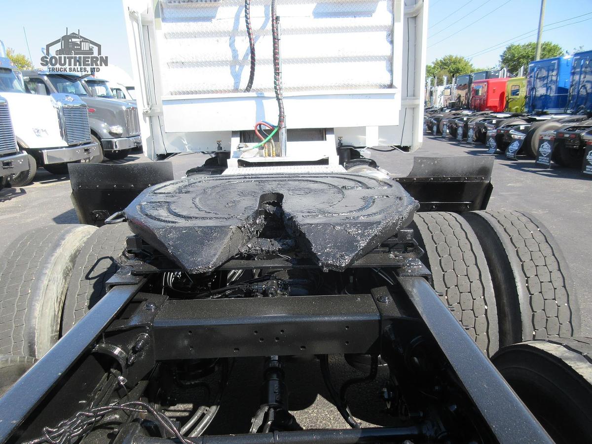 Used 2019 PETERBILT 389