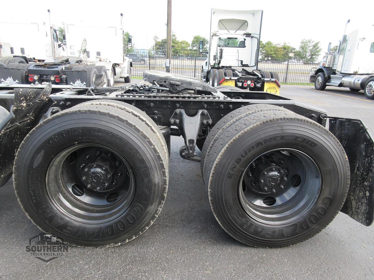 Used 2023 INTERNATIONAL LT