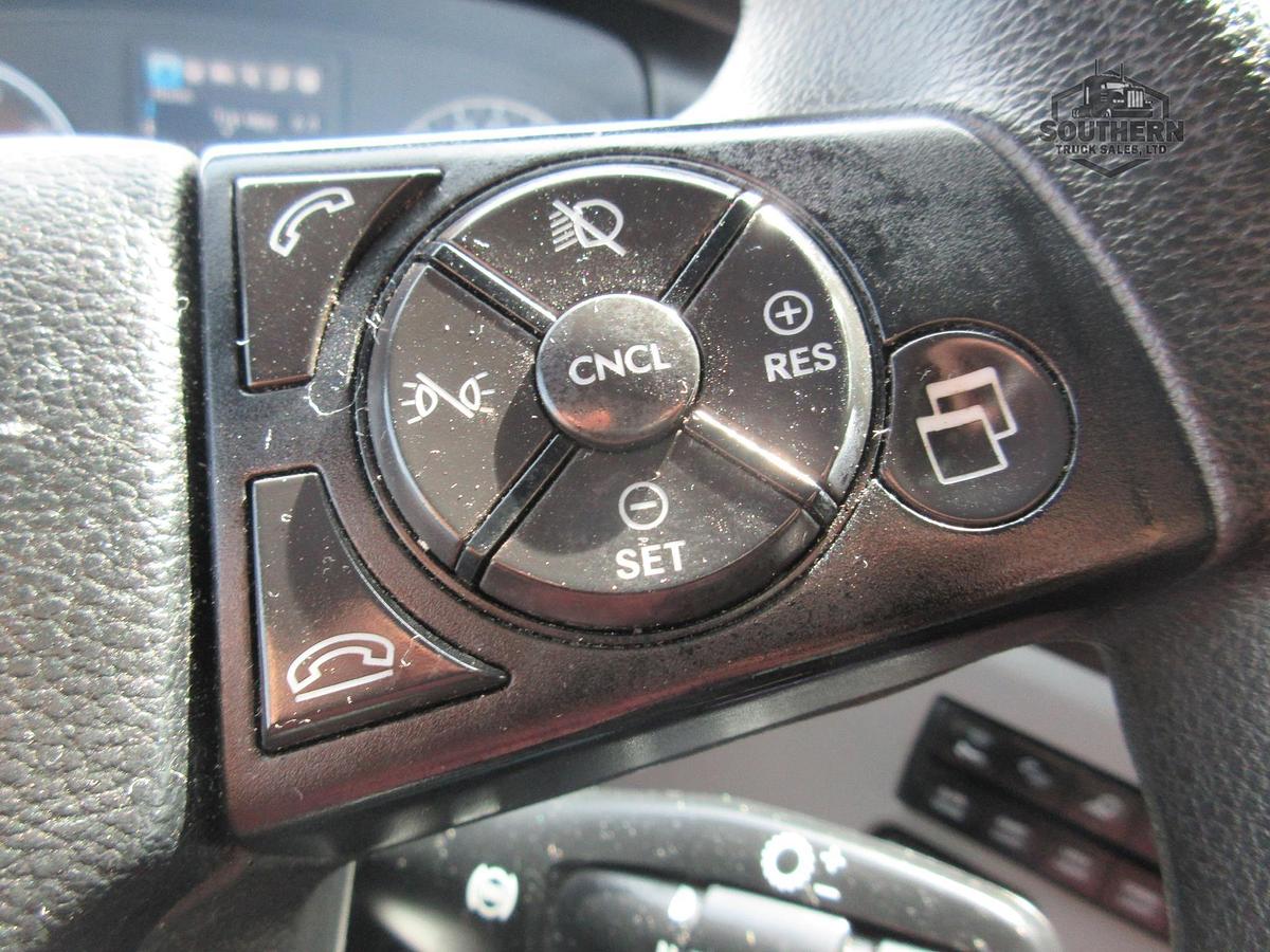 Used 2020 FREIGHTLINER CASCADIA 126