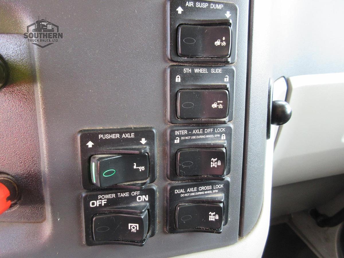 Used 2019 PETERBILT 567